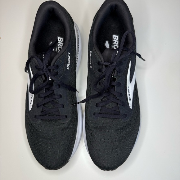 Brooks Adrenaline GTS 24 Black and White Sneakers Size 11.5 EUC main image 4